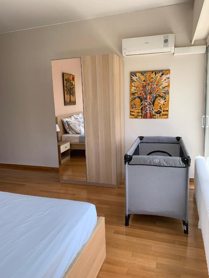 Oasis Exclusive Apartment @ Athenian Riviera エクステリア 写真